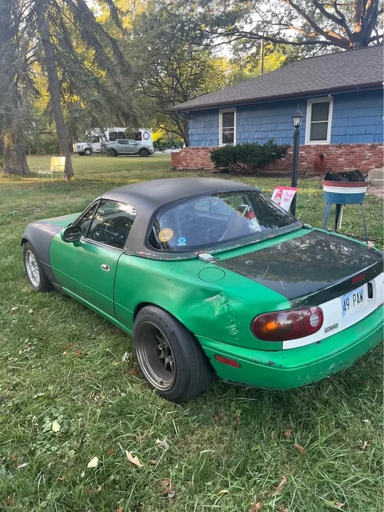 1994 Mazda NA MX-5 Miata - Image 4 of 19