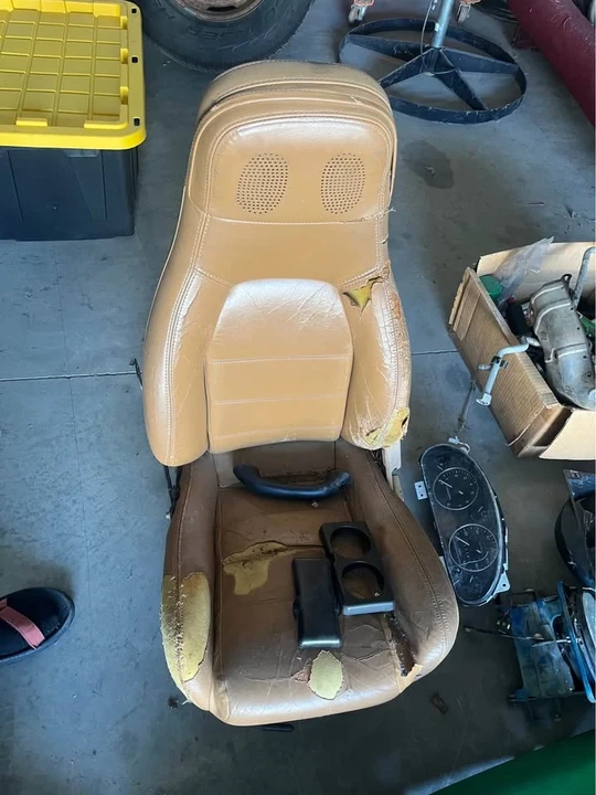 1994 Mazda NA MX-5 Miata - Image 16 of 19