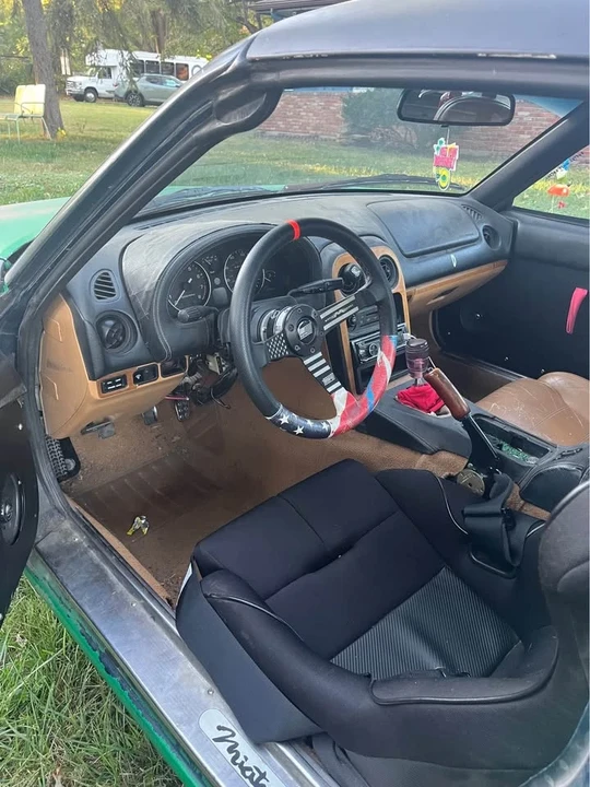 1994 Mazda NA MX-5 Miata - Image 9 of 19