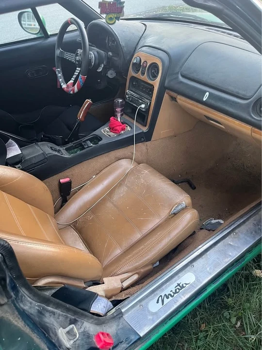 1994 Mazda NA MX-5 Miata - Image 11 of 19