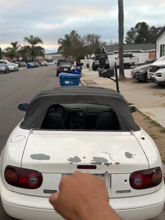 1994 Mazda NA MX-5 Miata - Image 5 of 5