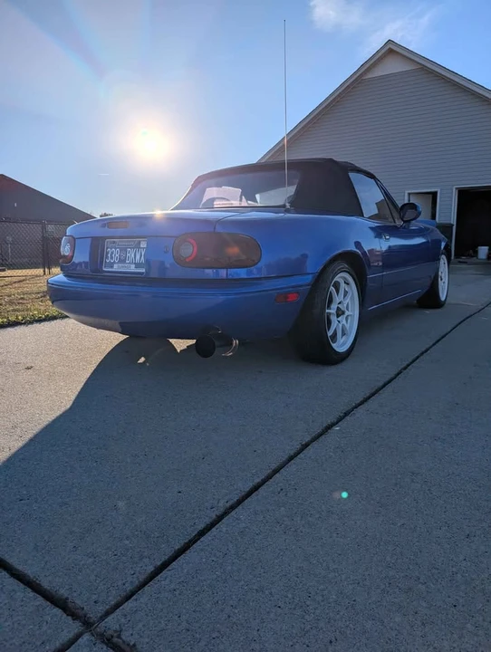 1994 Mazda NA MX-5 Miata - Image 4 of 6