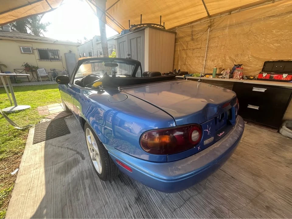 1994 Mazda NA MX-5 Miata - Image 6 of 7