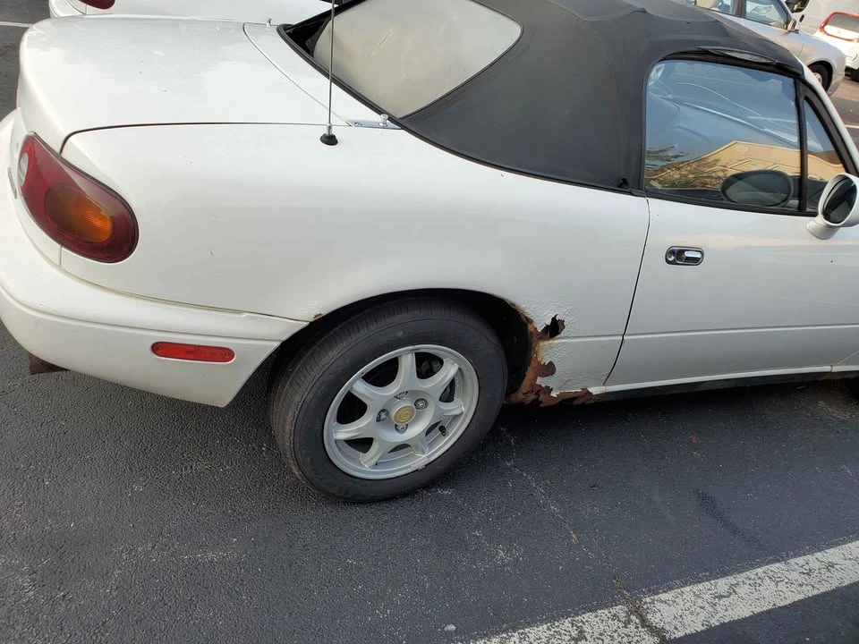 1994 Mazda NA MX-5 Miata - Image 6 of 6