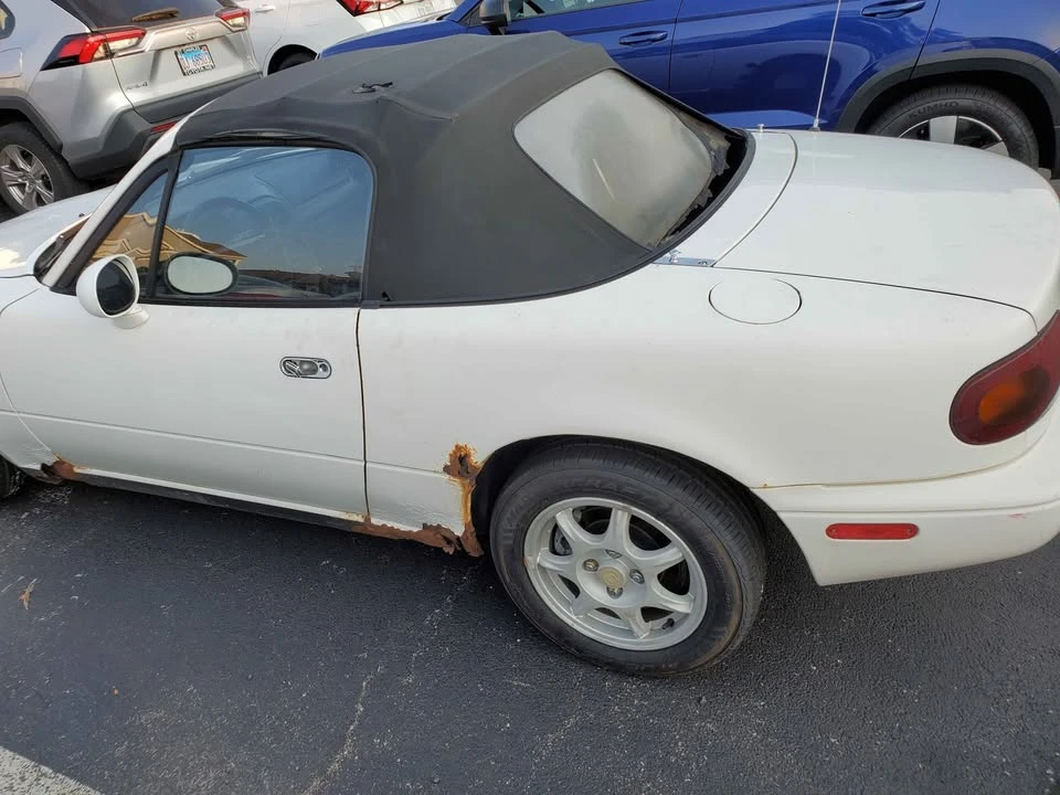 1994 Mazda NA MX-5 Miata - Image 2 of 6