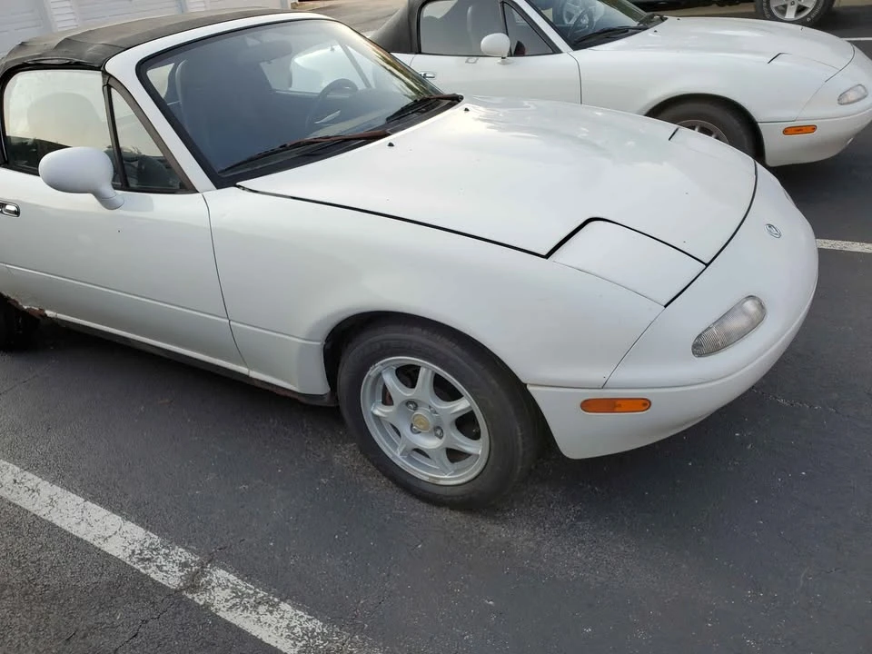 1994 Mazda NA MX-5 Miata - Image 5 of 6