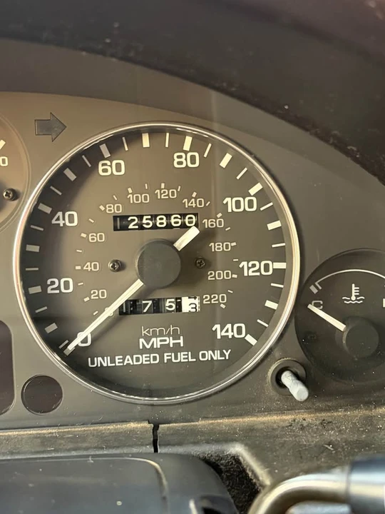 1994 Mazda NA MX-5 Miata - Image 6 of 9