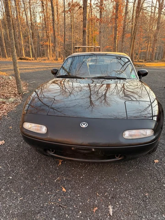 1994 Mazda NA MX-5 Miata - Image 2 of 9