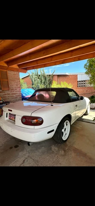 1994 Mazda NA MX-5 Miata - Image 2 of 4
