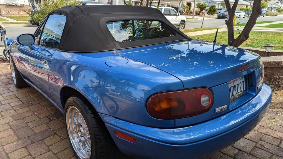 1994 Mazda NA MX-5 Miata - Image 4 of 8