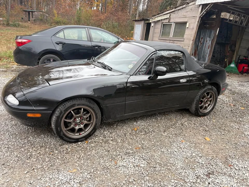 1994 Mazda NA MX-5 Miata - Image 5 of 14