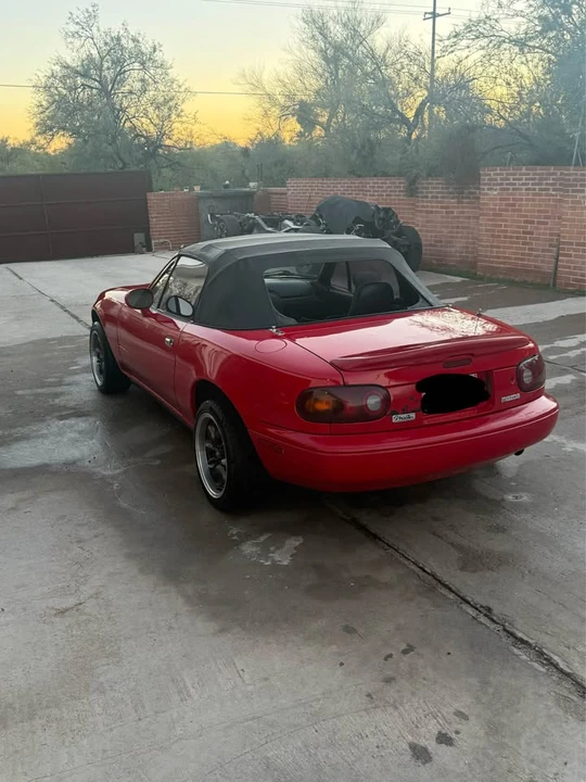 1994 Mazda NA MX-5 Miata - Image 6 of 11