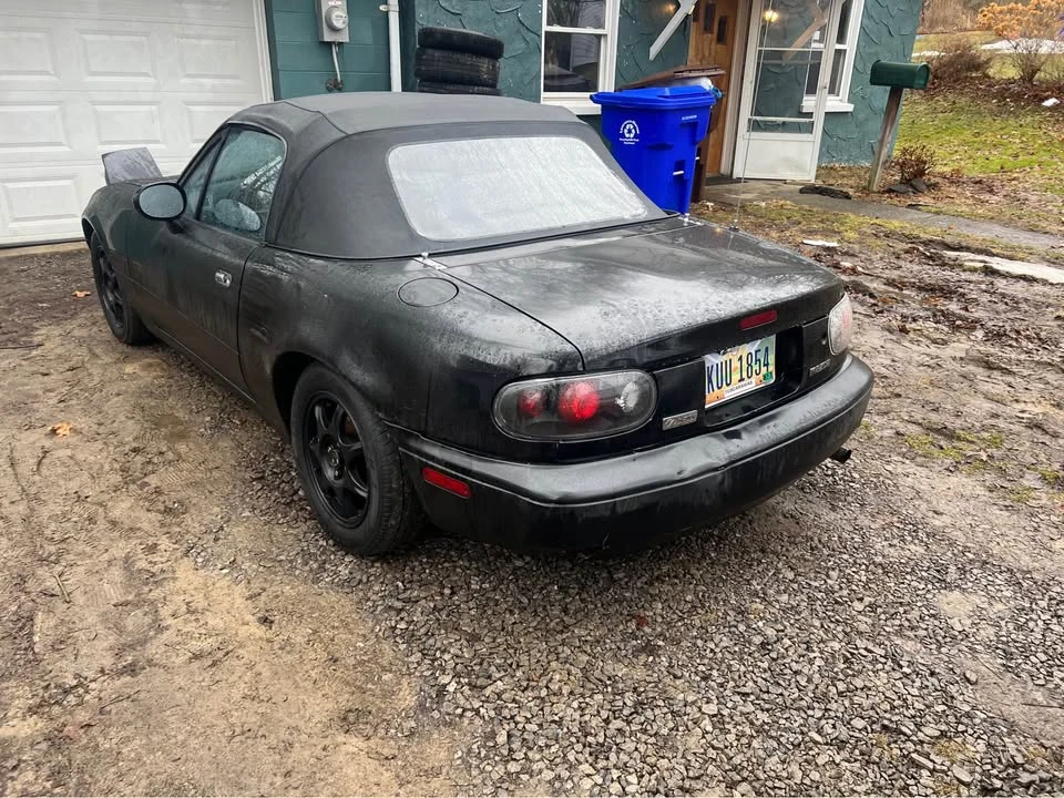 1994 Mazda NA MX-5 Miata - Image 6 of 10