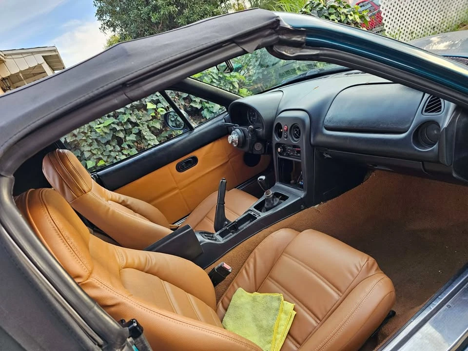 1994 Mazda NA MX-5 Miata - Image 7 of 19