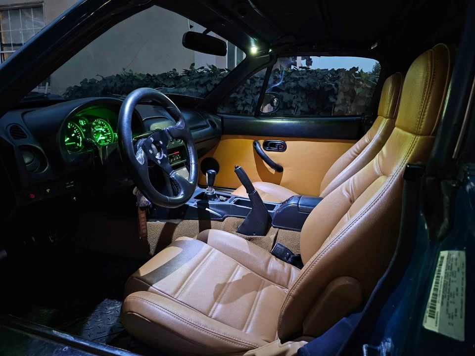1994 Mazda NA MX-5 Miata - Image 12 of 19