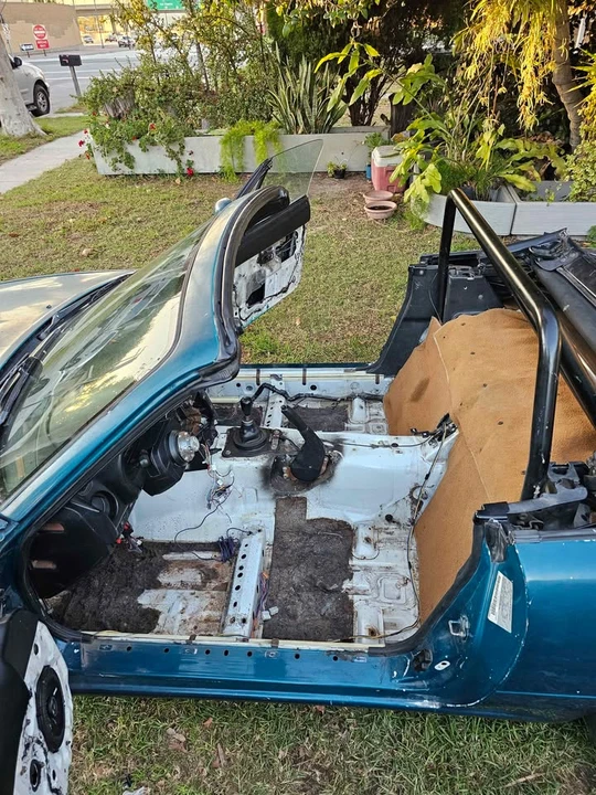 1994 Mazda NA MX-5 Miata - Image 17 of 19