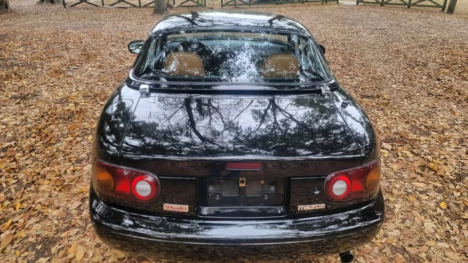 1994 Mazda NA MX-5 Miata - Image 17 of 19