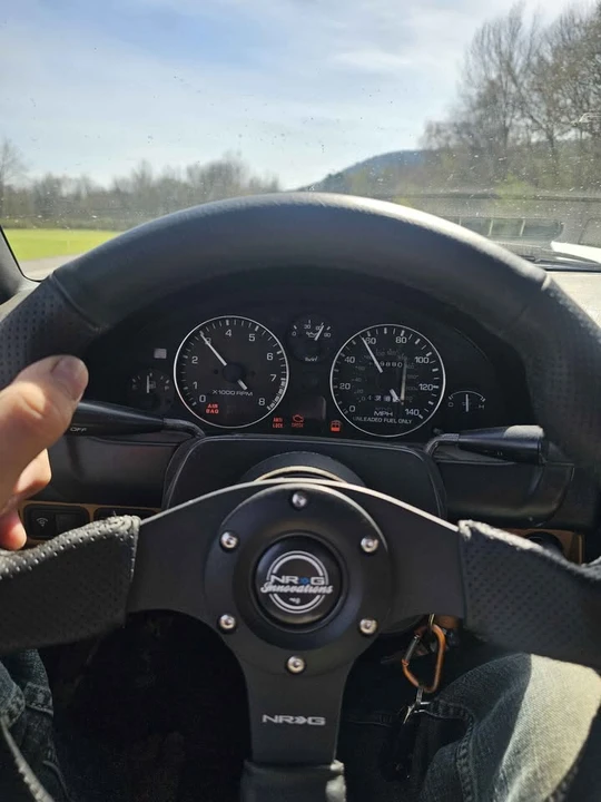 1994 Mazda NA MX-5 Miata - Image 5 of 7