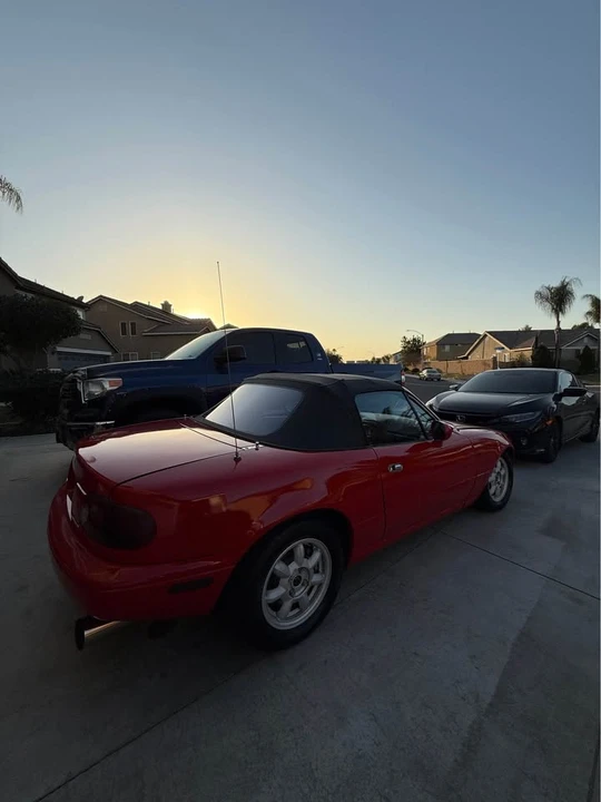1994 Mazda NA MX-5 Miata - Image 6 of 17