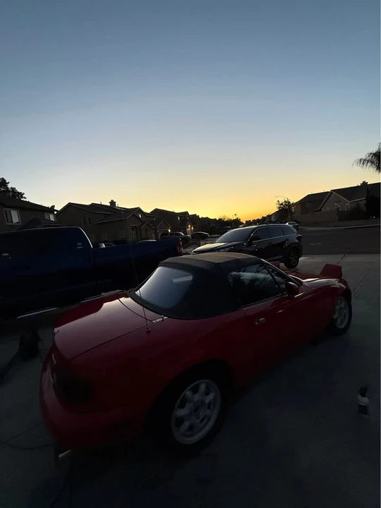 1994 Mazda NA MX-5 Miata - Image 5 of 17
