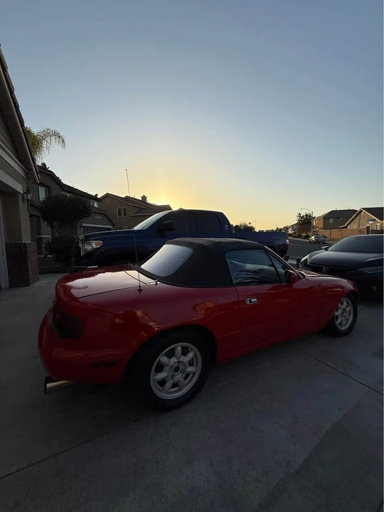 1994 Mazda NA MX-5 Miata - Image 7 of 17