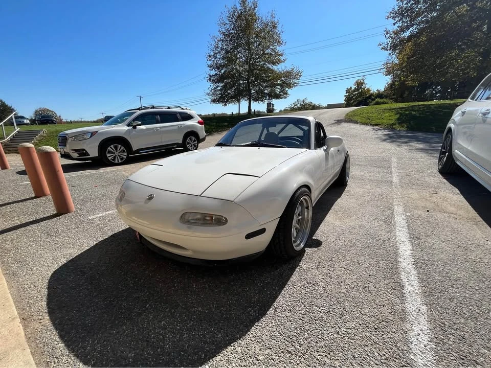 1994 Mazda NA MX-5 Miata - Image 2 of 4