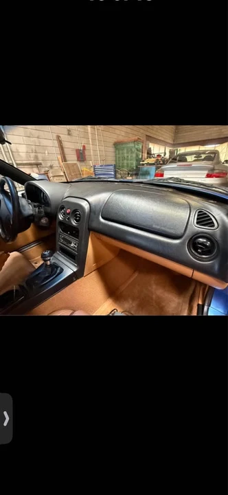 1994 Mazda NA MX-5 Miata - Image 12 of 19
