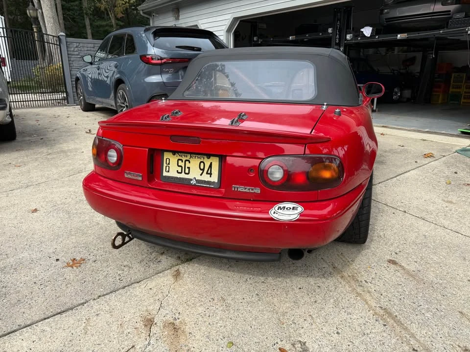 1994 Mazda NA MX-5 Miata - Image 5 of 15