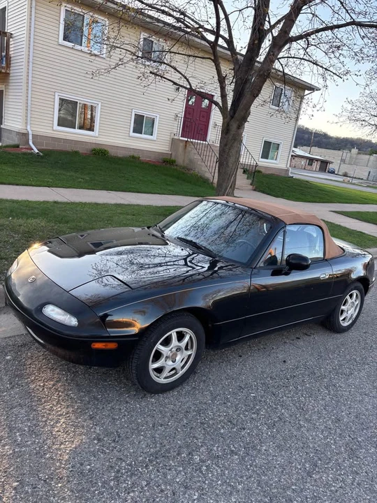 1994 Mazda NA MX-5 Miata - Image 7 of 9