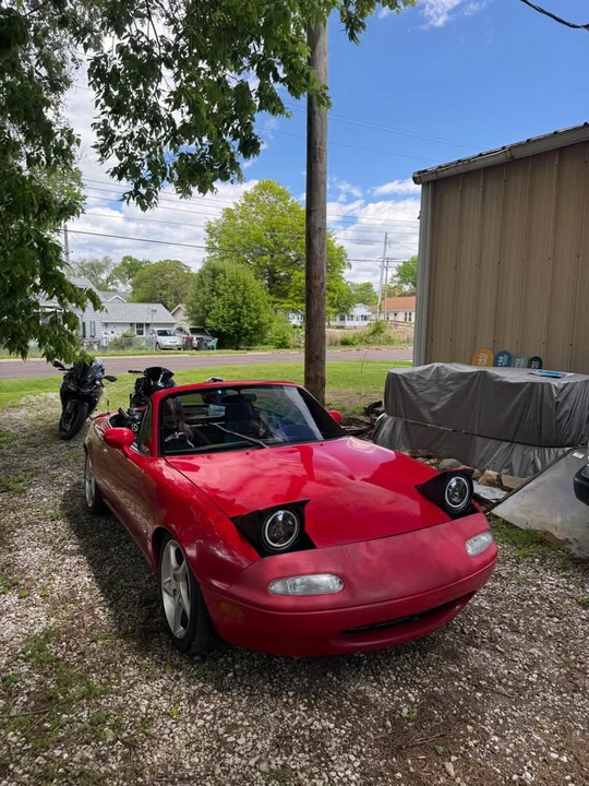 1994 Mazda NA MX-5 Miata - Image 2 of 4