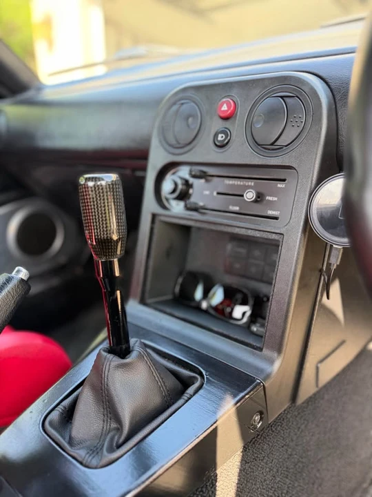 1994 Mazda NA MX-5 Miata - Image 7 of 17