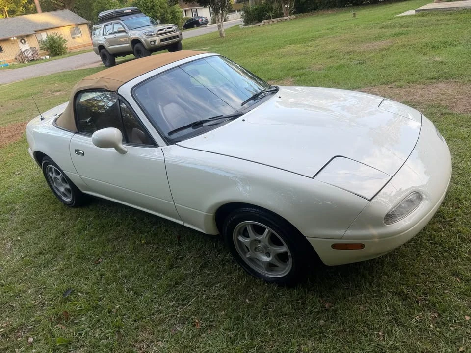 1994 Mazda NA MX-5 Miata - Image 6 of 13