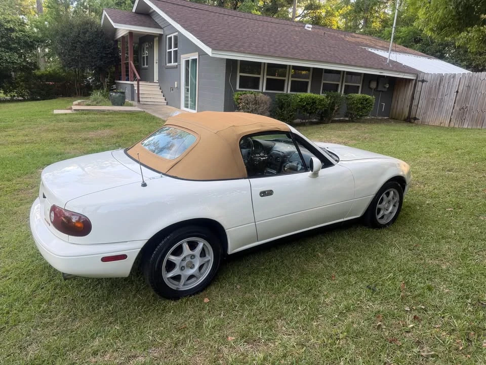1994 Mazda NA MX-5 Miata - Image 5 of 13