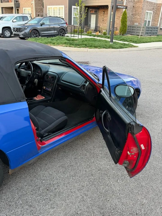 1994 Mazda NA MX-5 Miata - Image 13 of 18