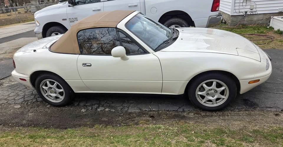 1994 Mazda NA MX-5 Miata - Image 5 of 7