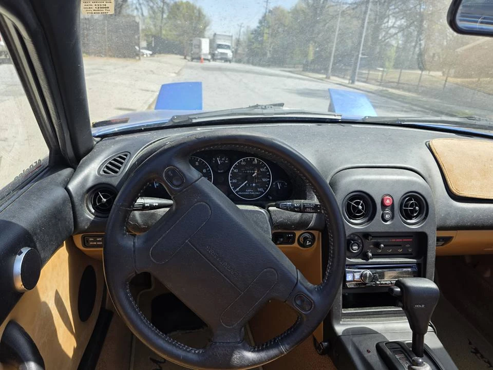 1994 Mazda NA MX-5 Miata - Image 9 of 11