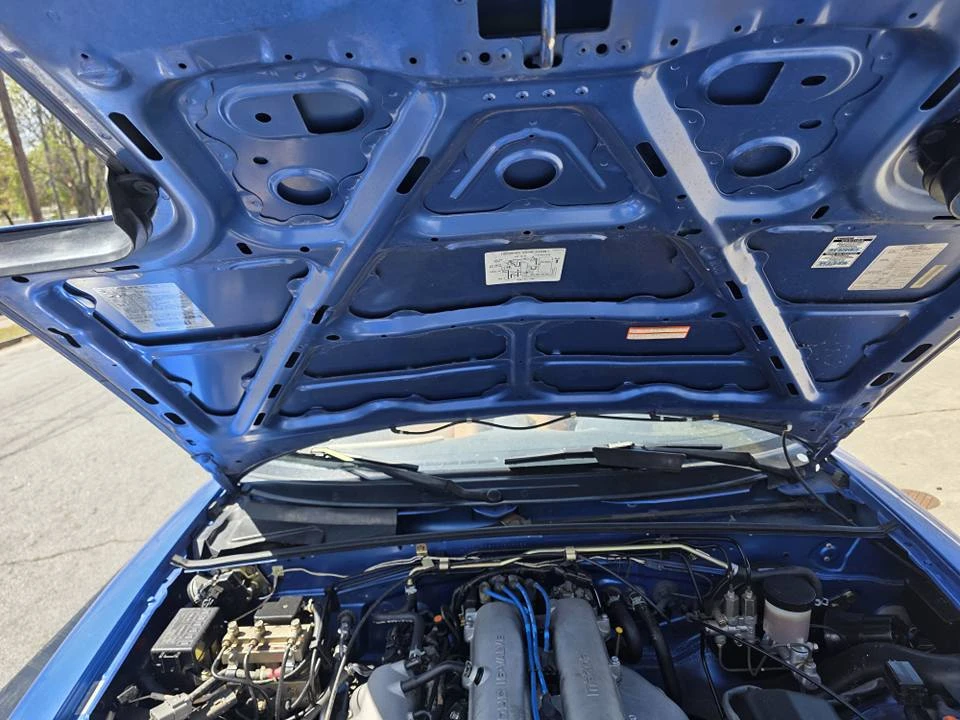 1994 Mazda NA MX-5 Miata - Image 6 of 11