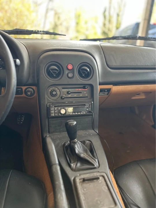 1994 Mazda NA MX-5 Miata - Image 5 of 7