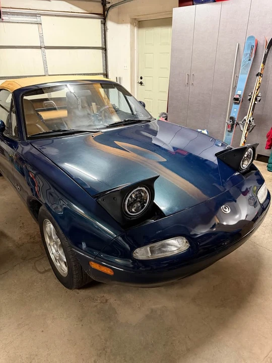 1994 Mazda NA MX-5 Miata - Image 2 of 17