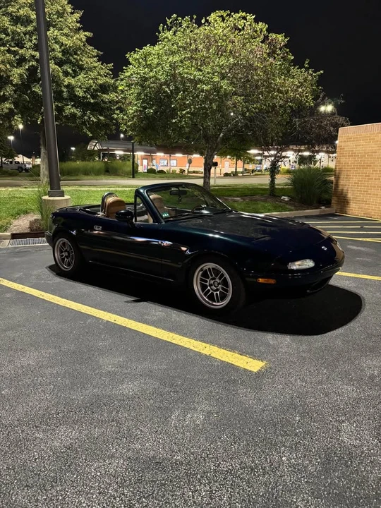 1994 Mazda NA MX-5 Miata - Image 2 of 12