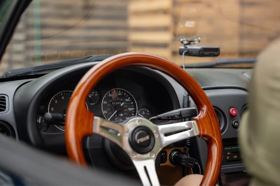 1994 Mazda NA MX-5 Miata - Image 11 of 12
