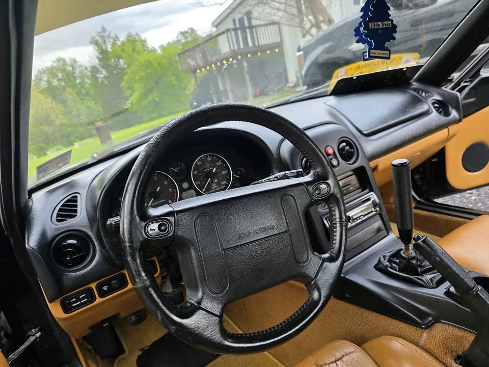 1994 Mazda NA MX-5 Miata - Image 3 of 5