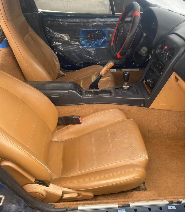 1994 Mazda NA MX-5 Miata - Image 6 of 7