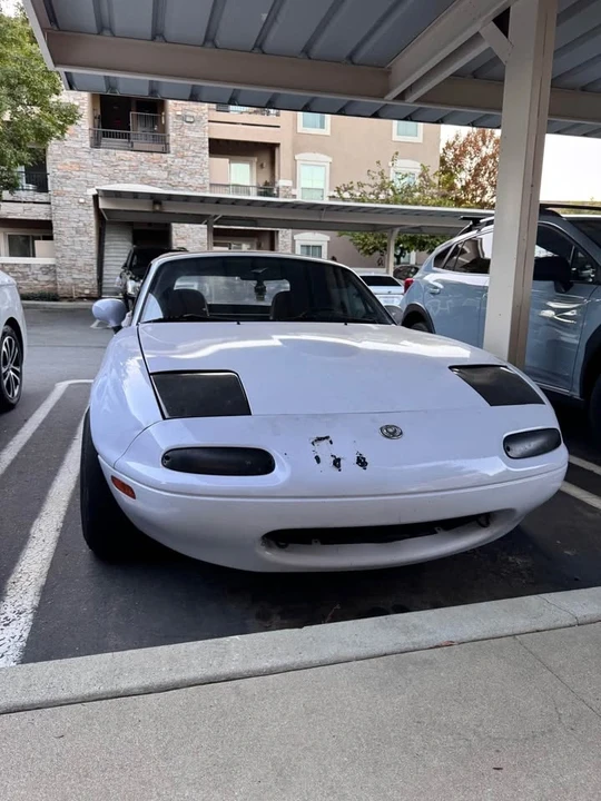 1994 Mazda NA MX-5 Miata - Image 8 of 9
