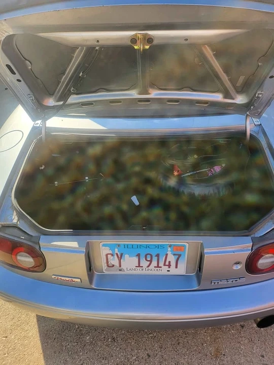 1994 Mazda NA MX-5 Miata - Image 12 of 13