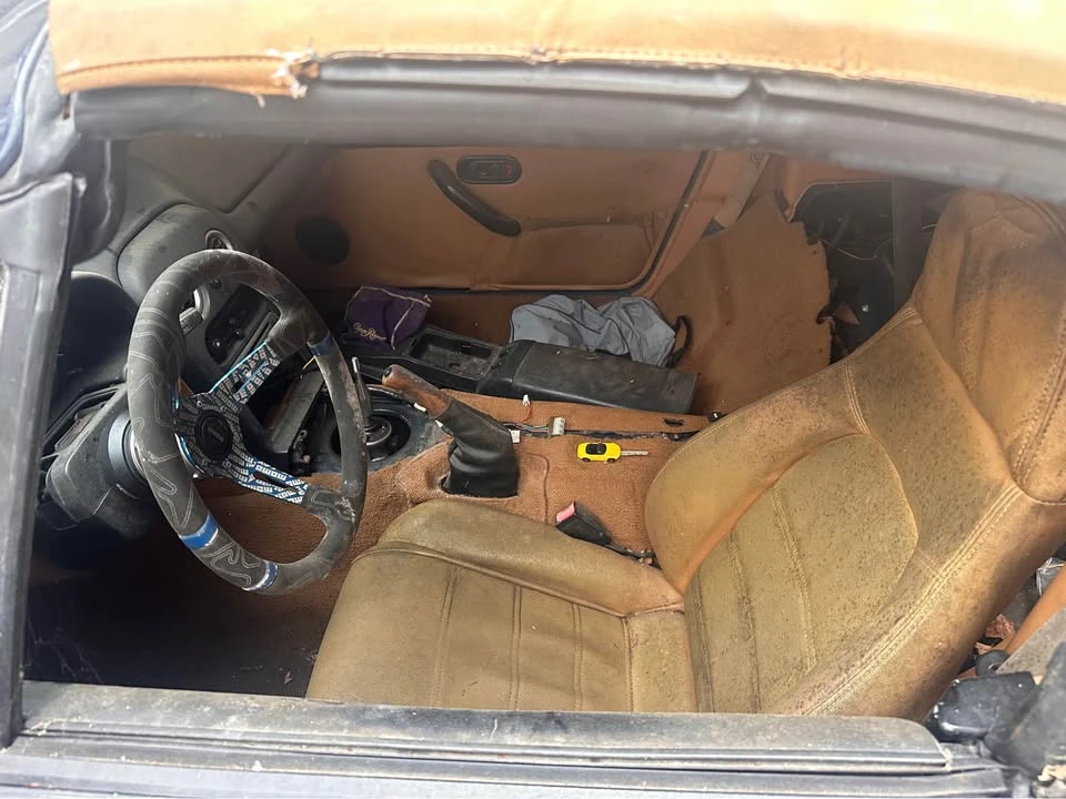 1994 Mazda NA MX-5 Miata - Image 4 of 10