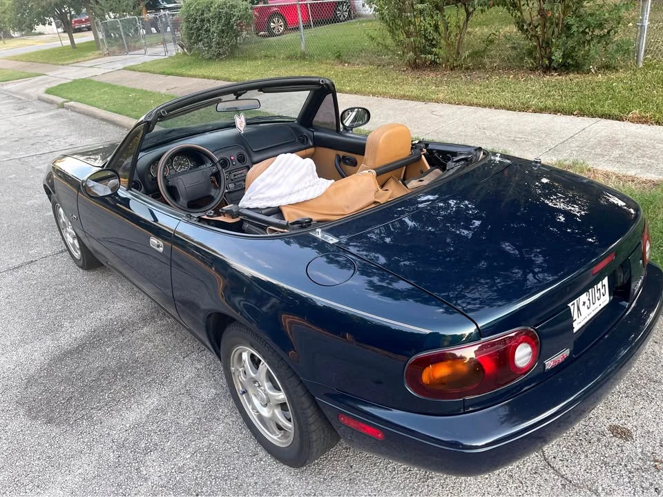 1994 Mazda NA MX-5 Miata - Image 3 of 10