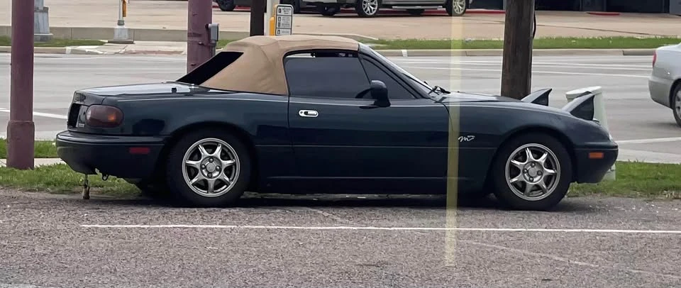 1994 Mazda NA MX-5 Miata - Image 6 of 10