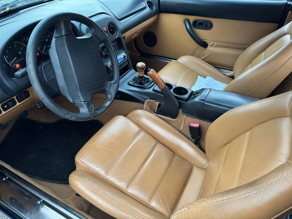 1994 Mazda NA MX-5 Miata - Image 5 of 9
