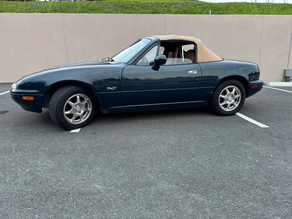 1994 Mazda NA MX-5 Miata - Image 3 of 9